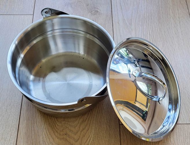 Cauldron with lid - Muurikka Campfire Casserole 2,3L