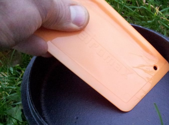 Scraper for frying pans and cauldrons - Petromax Scraper
