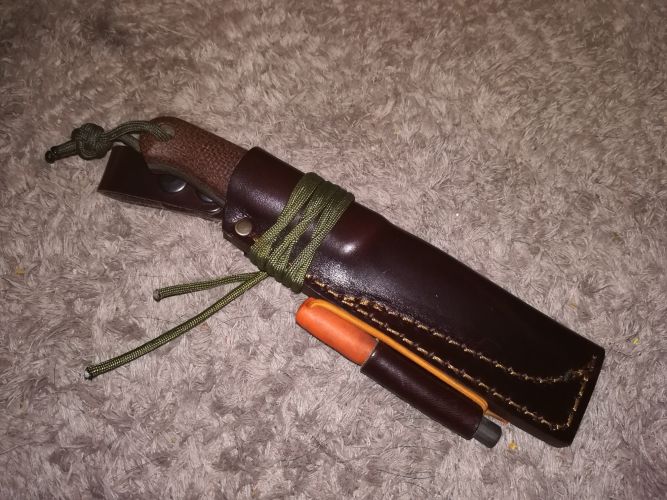 Bushcraft 95 scabbard with flint holder