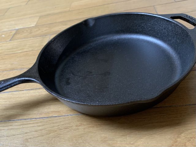 Lodge - Cast iron skillet 26 cm