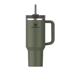 Stanley Quencher H2 thermal mug.About FlowState™ 1.18L Dried Pine