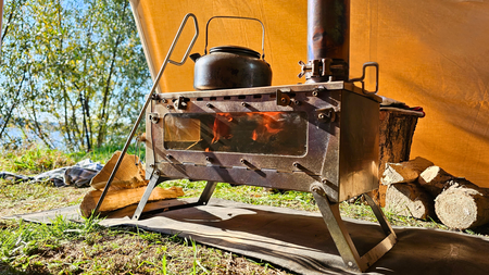 Bushmen - Fastfold Camping Stove L2W Tent Stove - Large - with two windows