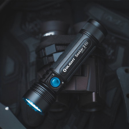 Olight Seeker 3 Pro Flashlight - Black - 4200 lumens Cool White