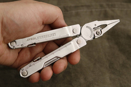 Leatherman Rebar Silver multitool (831557) - 17 tools