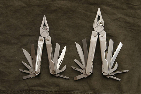 Leatherman Rebar Silver multitool (831557) - 17 tools