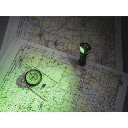 Armytek Wizard C2 WG Magnet USB Warm Flashlight