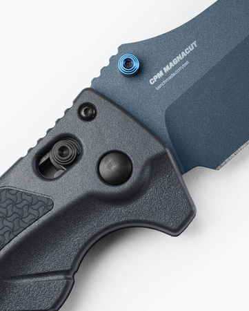 Benchmade 18060BT-01 Adira folding knife