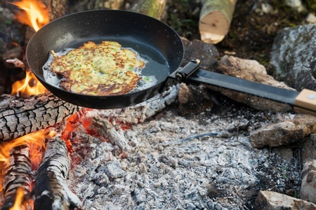 Muurikka Black Carbon Steel Folding Frying Pan Campfire Pan