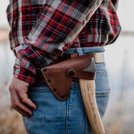 Adler Scout Hatchet Black / Red Ash Wood, C60 Carbon Steel (280.0E030A011)