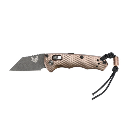 Benchmade - 2950BK-1 Immunity folding knife