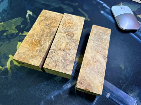 Wood Acacia Gold Root - Block