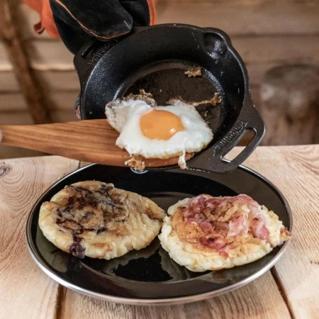 Cast iron frying pan with two Petromax handles 15 cm