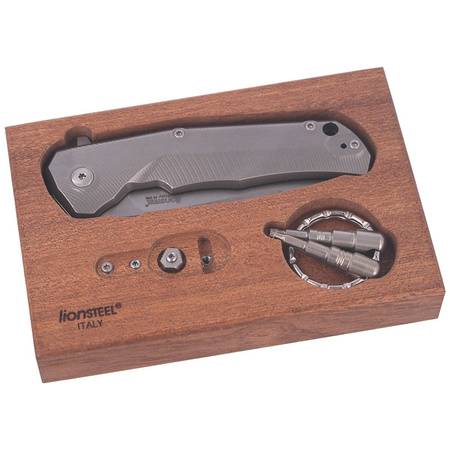 LionSteel T folding knife.R.E. Titanium Grey / Satin Blade (TRE GY)