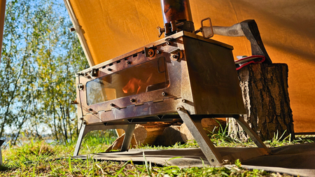 Bushmen - Fastfold Camping Stove L2W Tent Stove - Large - with two windows