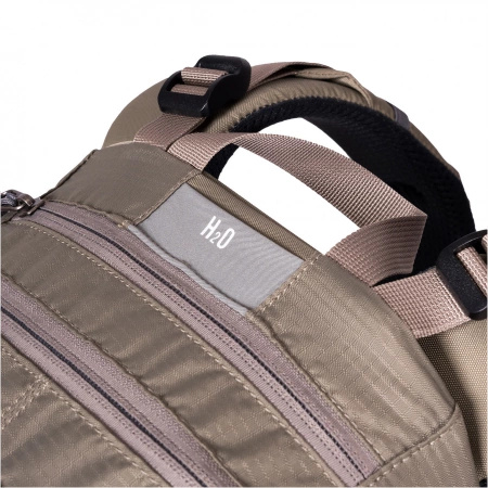 Alpinus - Muddus 30 backpack - pencil green