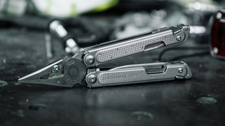 Leatherman - Multitool FREE P2 - 832638