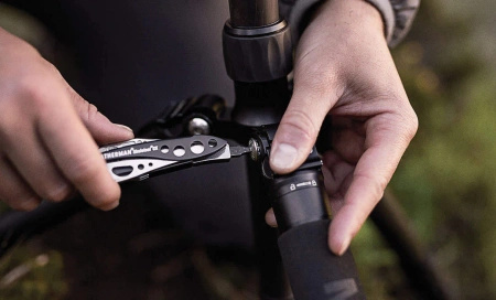 Leatherman Skeletool CX Onyx multitool (833131) - 7 tools