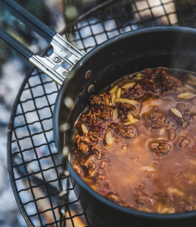 Firepot - Freeze-dried Orzo dish with Bolognese sauce -135g 