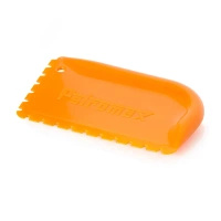 Serrated scraper for Petromax cast iron grill pans