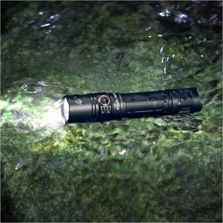 Fenix PD35 V flashlight3.0