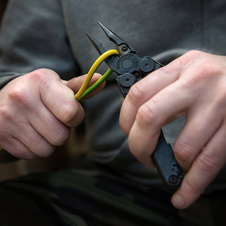 Leatherman Wave Plus Multitool Black (832526) - 18 tools