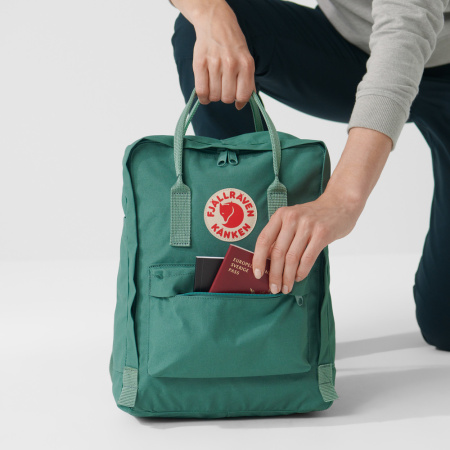 Fjallraven - Kanken Backpack - Forest Green