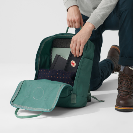 Fjallraven - Kanken Backpack - Forest Green