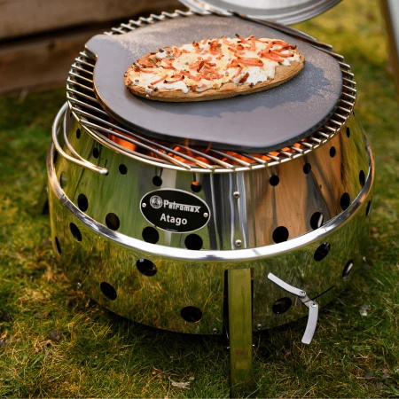 Atago Petromax pizza stone